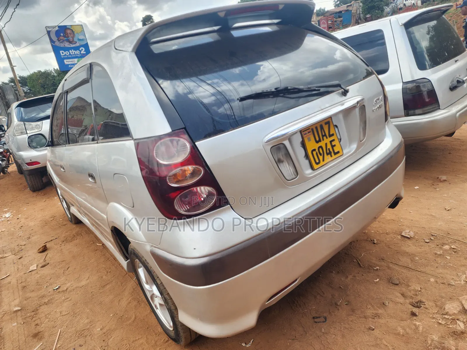 Toyota Nadia 2002 Silver