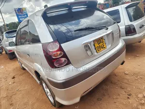 Toyota Nadia 2002 Silver