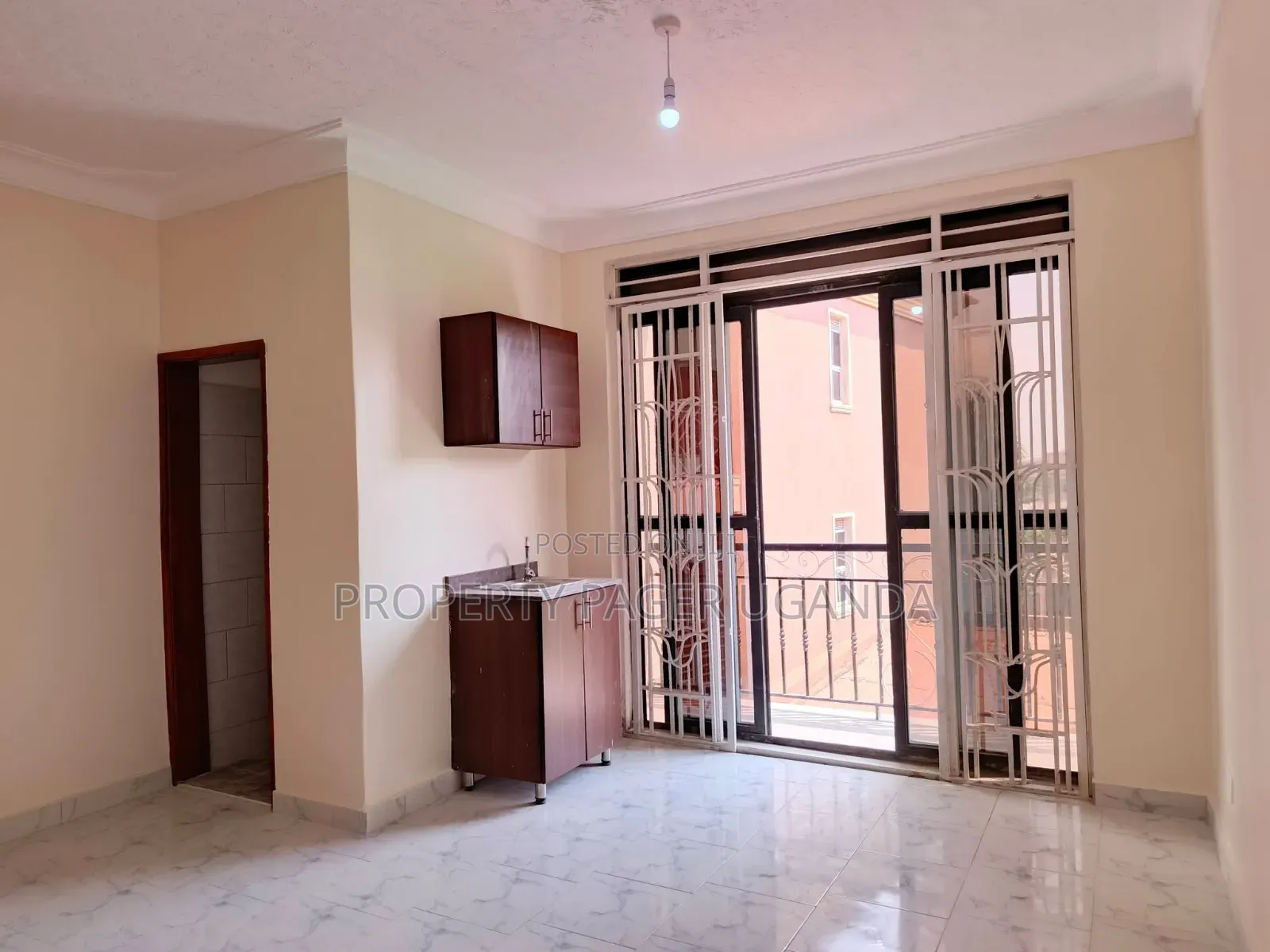 Studio Apartment in Kireka-Mbalwa, Kira for rent