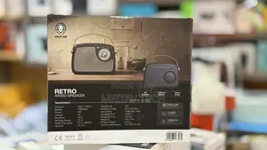 Green Lion Retro Radio Speaker
