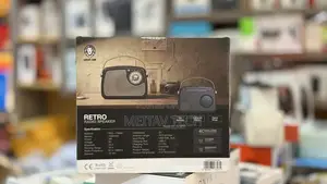 Green Lion Retro Radio Speaker