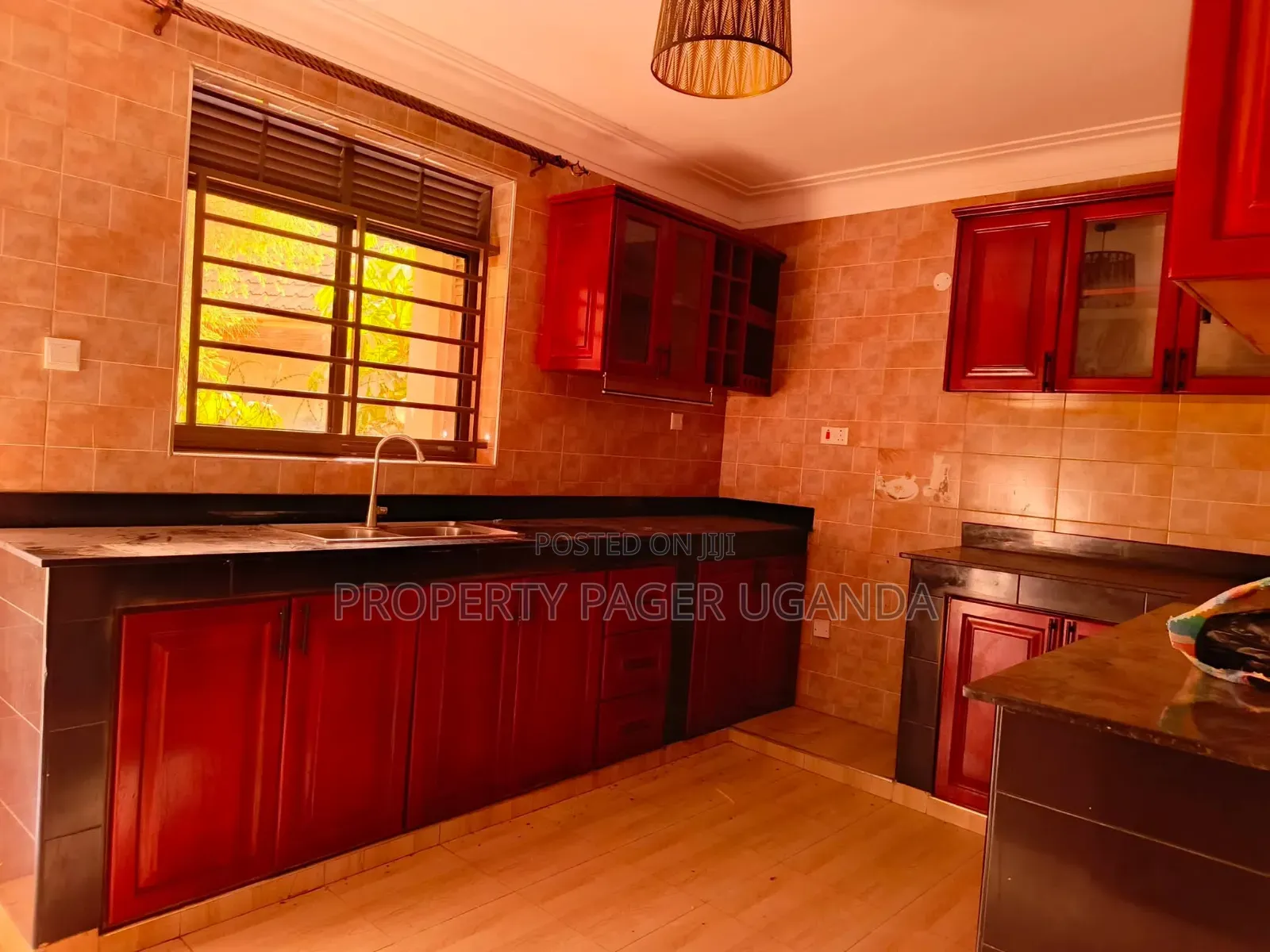 2bdrm Apartment in Kira for rent