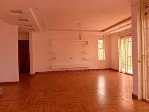 5bdrm Mansion in Kira for rent