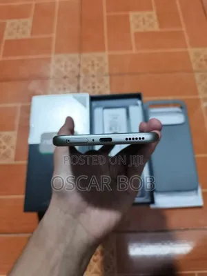 New Infinix Note Edge 256 GB Silver