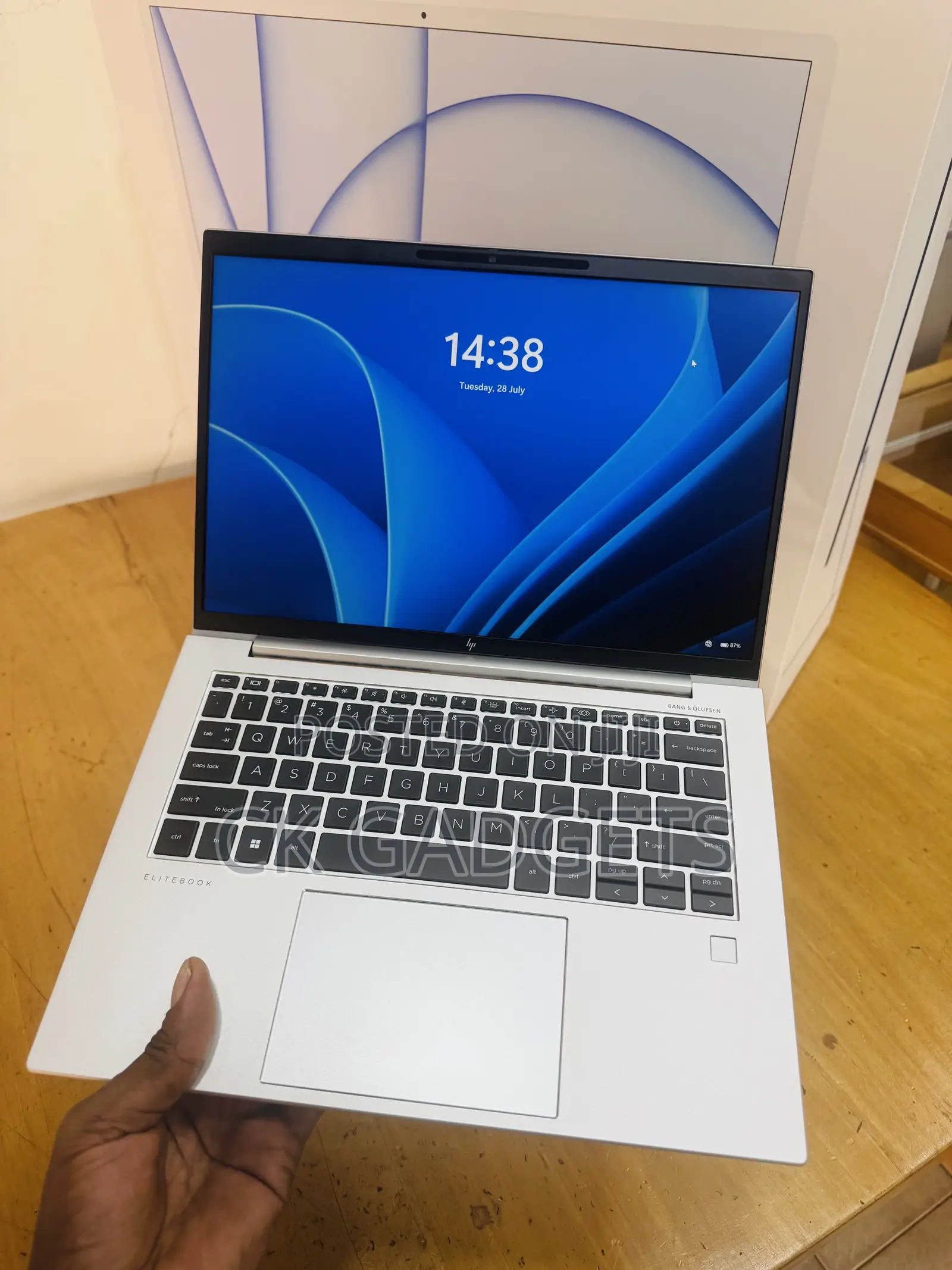New Laptop HP EliteBook 830 G9 16GB Intel Core i7 SSD 512GB