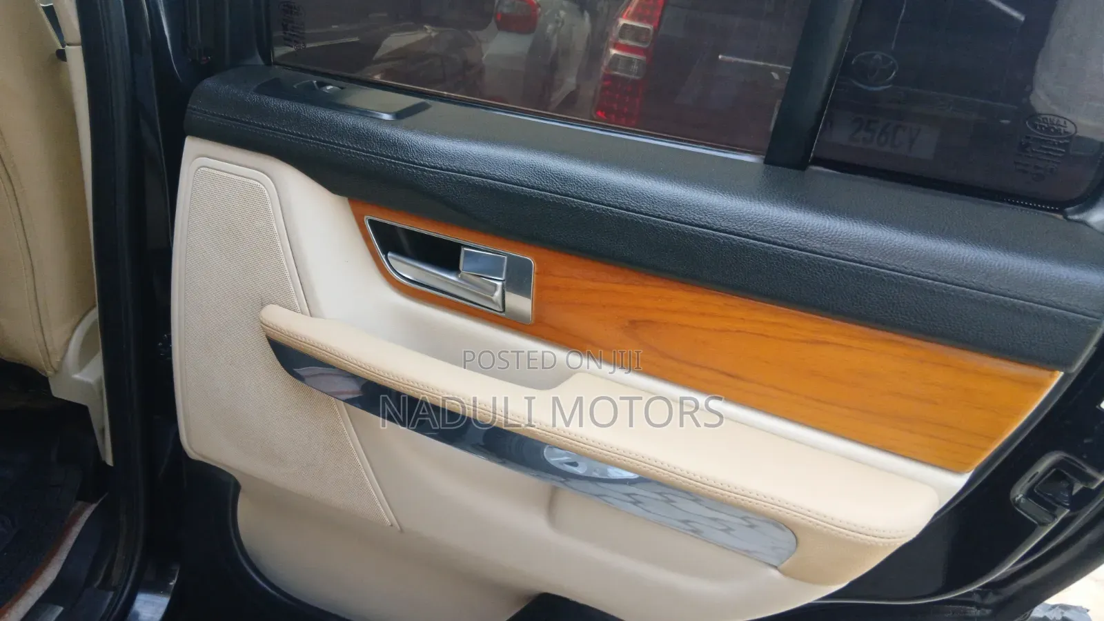 Land Rover Range Rover 2012 Black