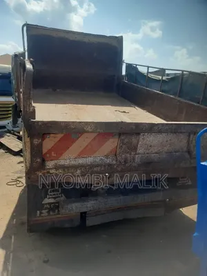 Forward Tipper
