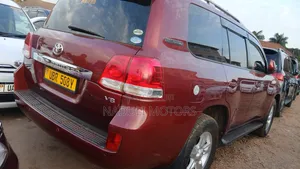 Toyota Land Cruiser Prado 2006 Red
