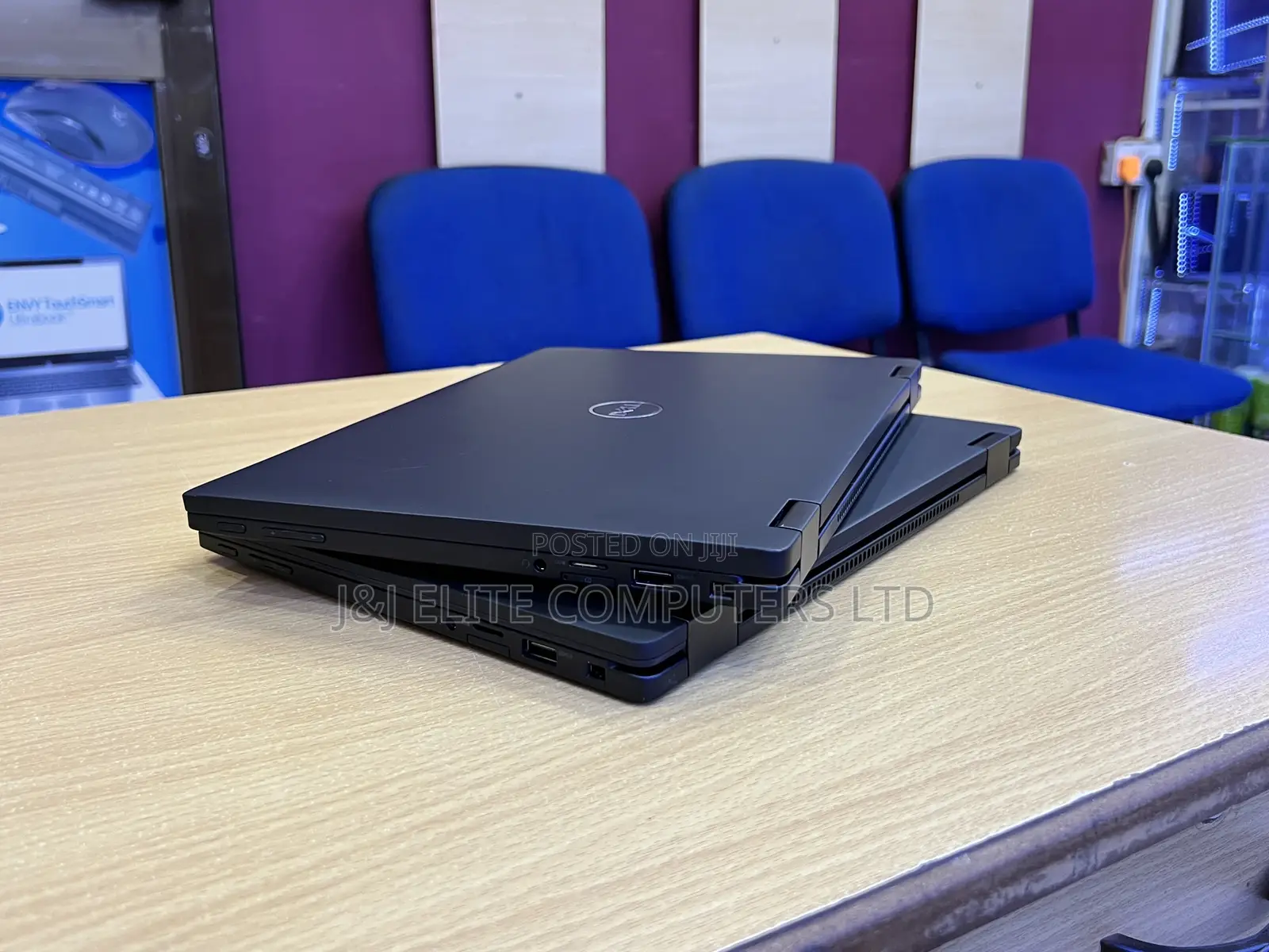 Laptop Dell Latitude 7390 2-in-1 8GB Intel Core i5 SSD 256GB
