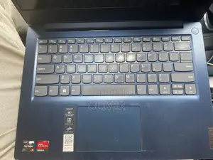 Laptop Lenovo Ideapad 3 4GB AMD Ryzen 3 HDD+SSD 256GB