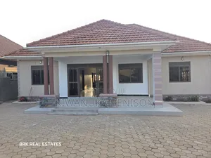 4bdrm House in Matugga, Central Division for sale