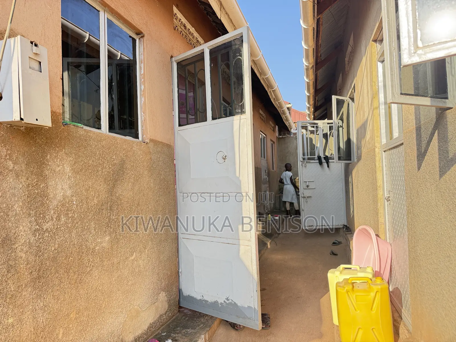 Furnished 1bdrm Apartment in Kawanda, Wakiso / Wakiso for sale