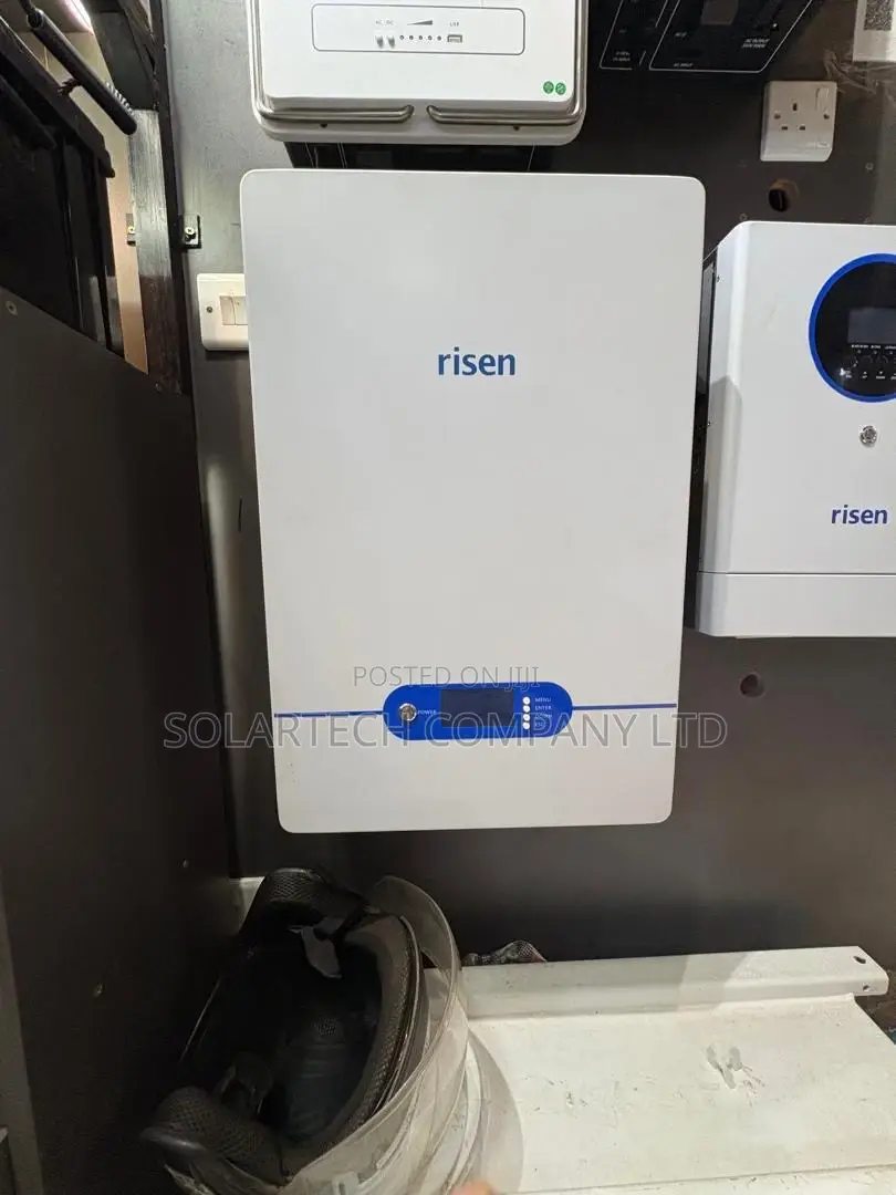 Risen 51.2V 100Ah LiFePO4 Battery for Solar Systems