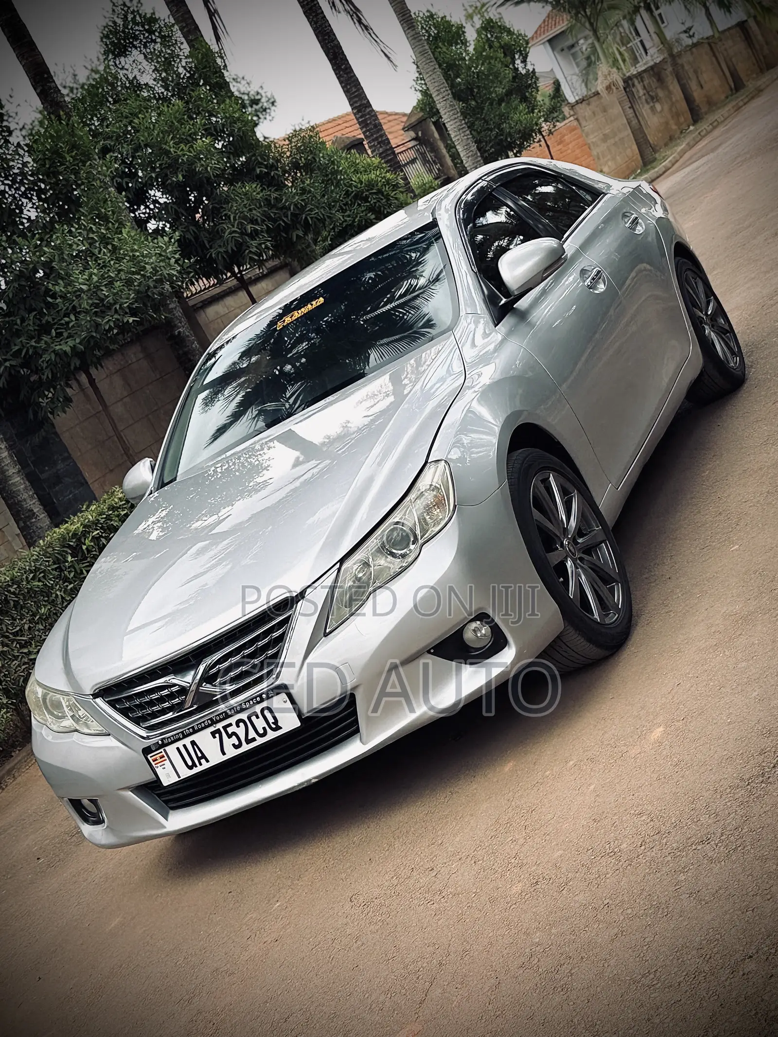 Toyota Mark X 2010 Silver