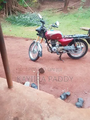 Bajaj Boxer 100 2018 Red