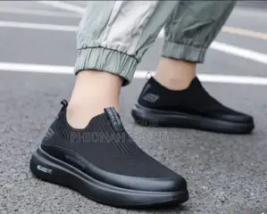Sketcher Sneaks