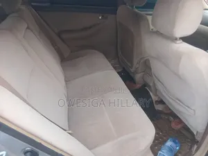 Toyota Corolla Fielder 2004 Silver