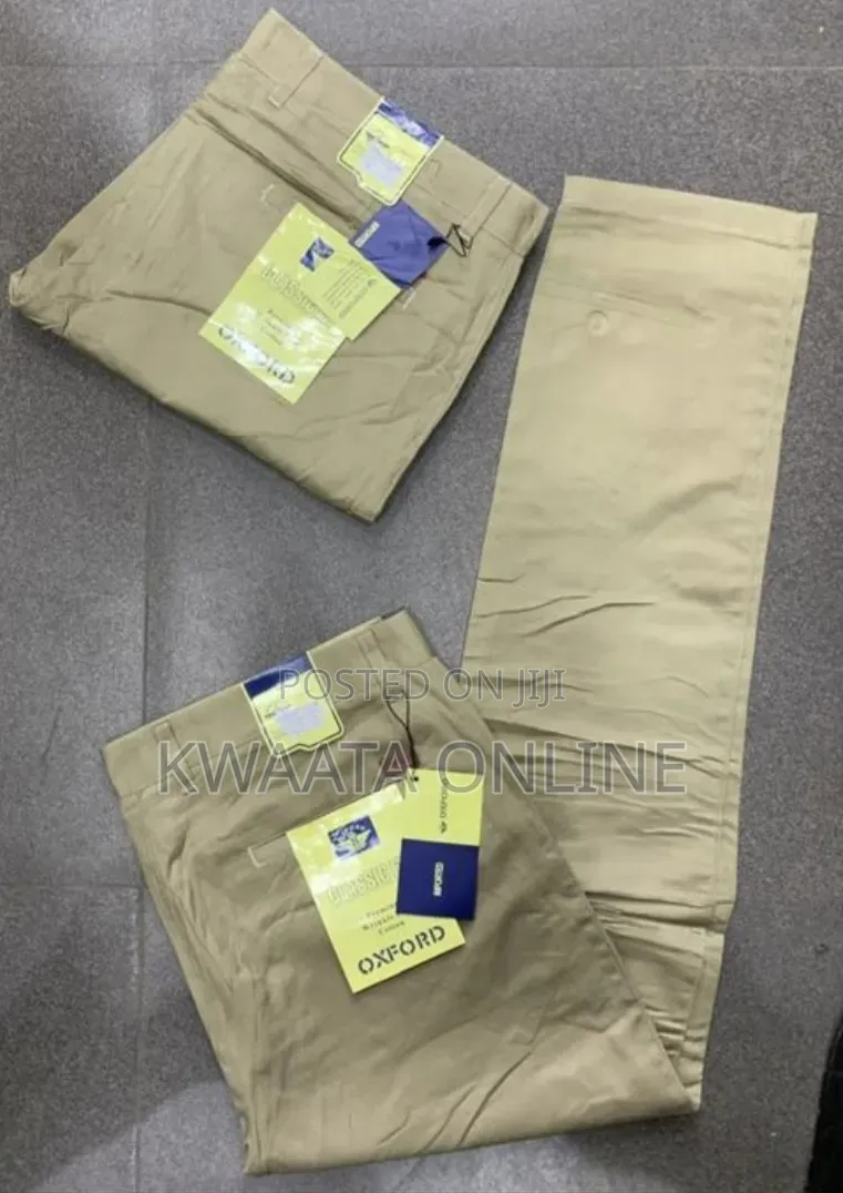 Dockers Classic Fit Men's Khaki Pants Wrinkle-Free Cotton Trousers