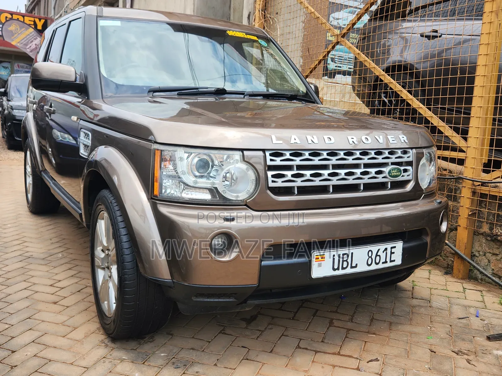 Land Rover Discovery Sport 2015 Gold