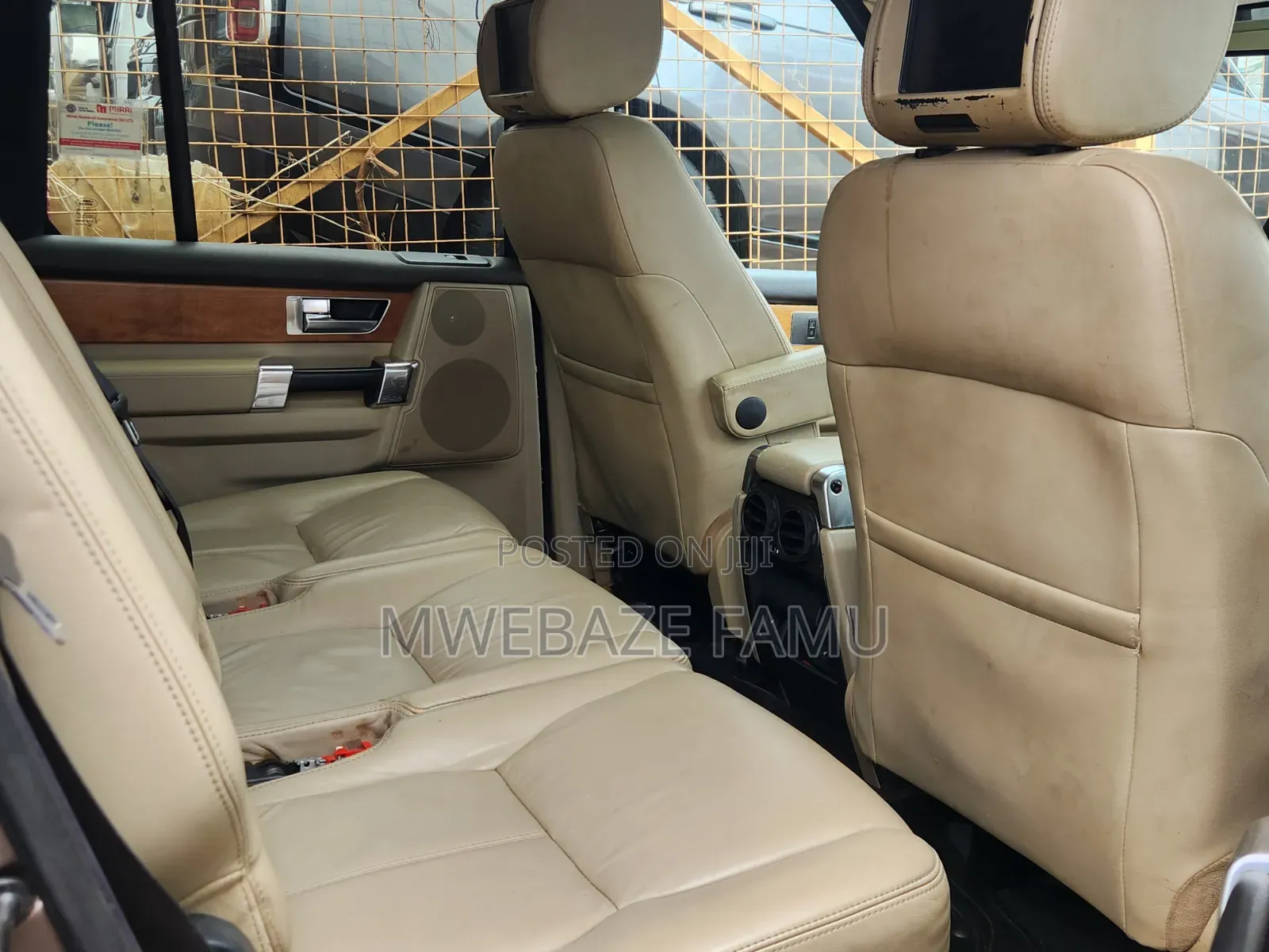 Land Rover Discovery Sport 2015 Gold