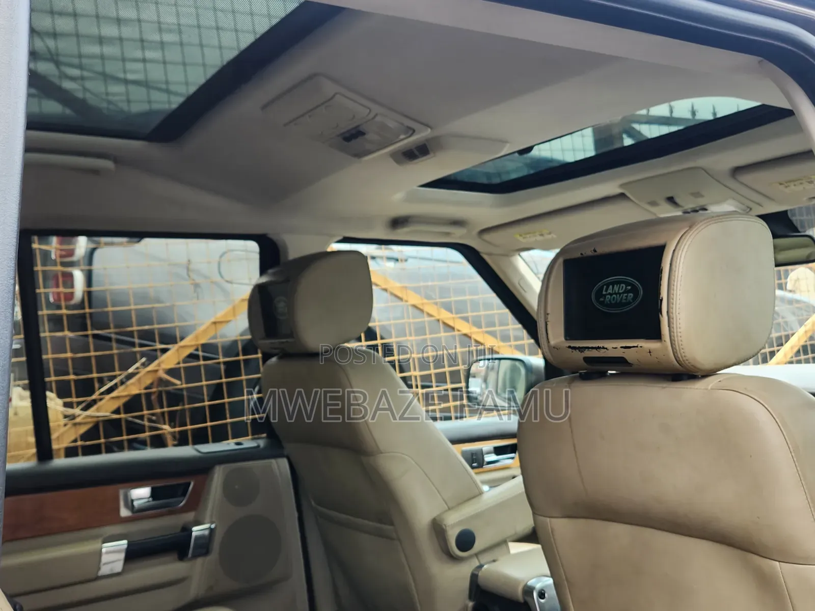 Land Rover Discovery Sport 2015 Gold
