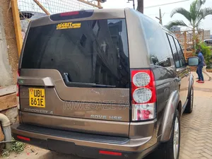 Land Rover Discovery Sport 2015 Gold