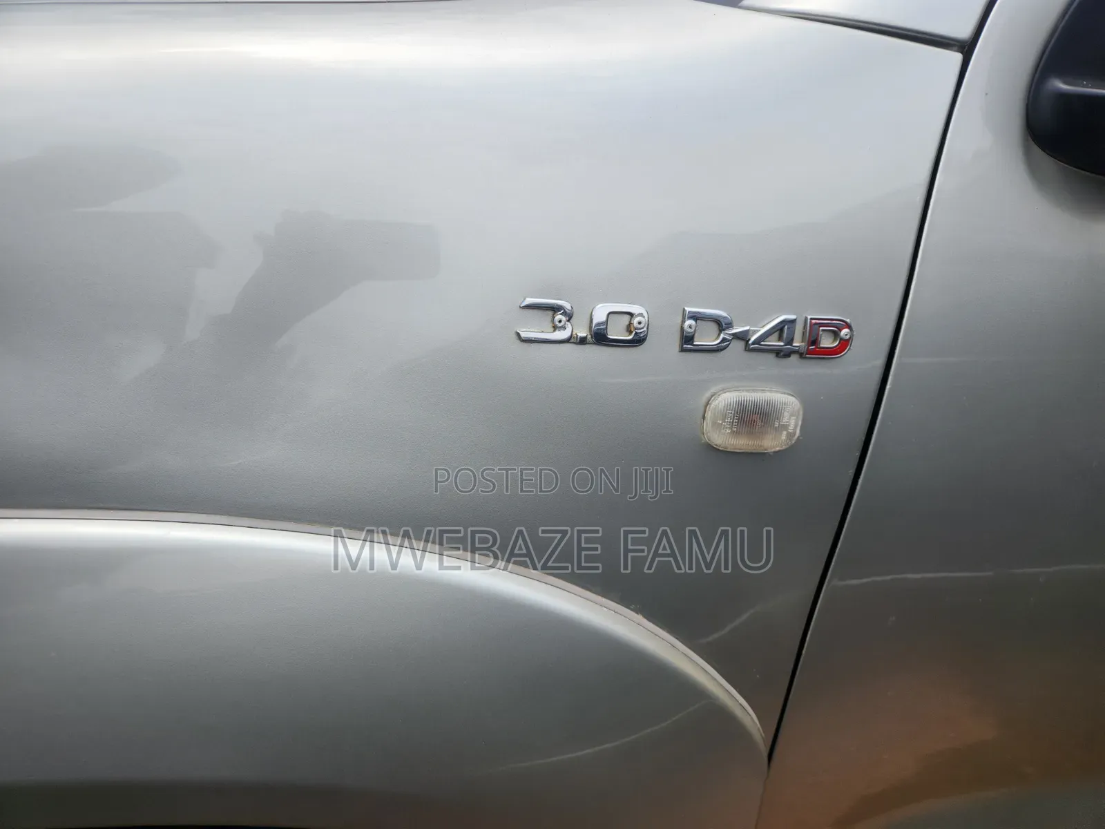 Toyota Fortuner 2010 Gold