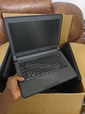 Laptop Dell Latitude 3340 4GB Intel Core i5 HDD 500GB