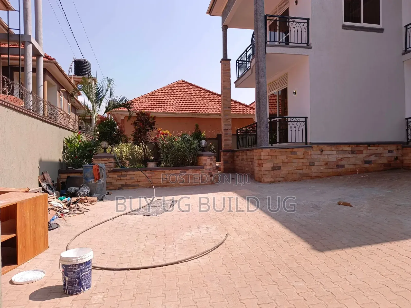 6bdrm Maisonette in Kira-Town, Central Division for rent