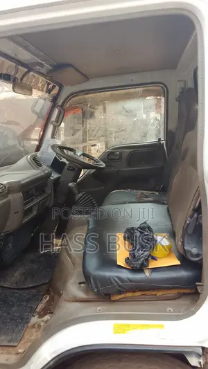 Isuzu Elf Truck