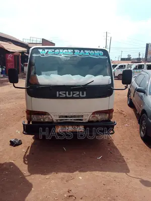 Isuzu Elf Truck