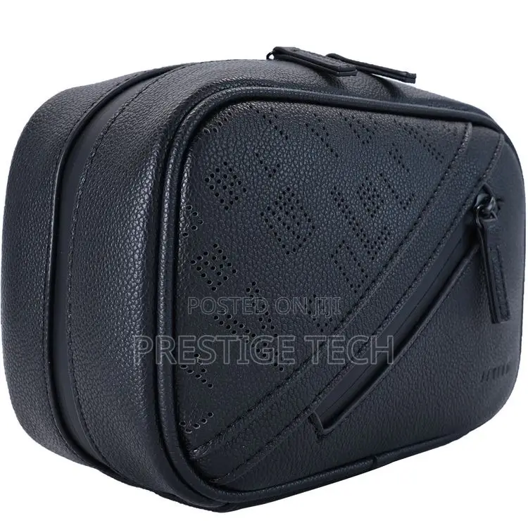Levelo Lino Tech Organizer Pouch, Wide Full Zip Access, Compact