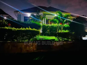 3bdrm Bungalow in Kira-Nsasa for sale
