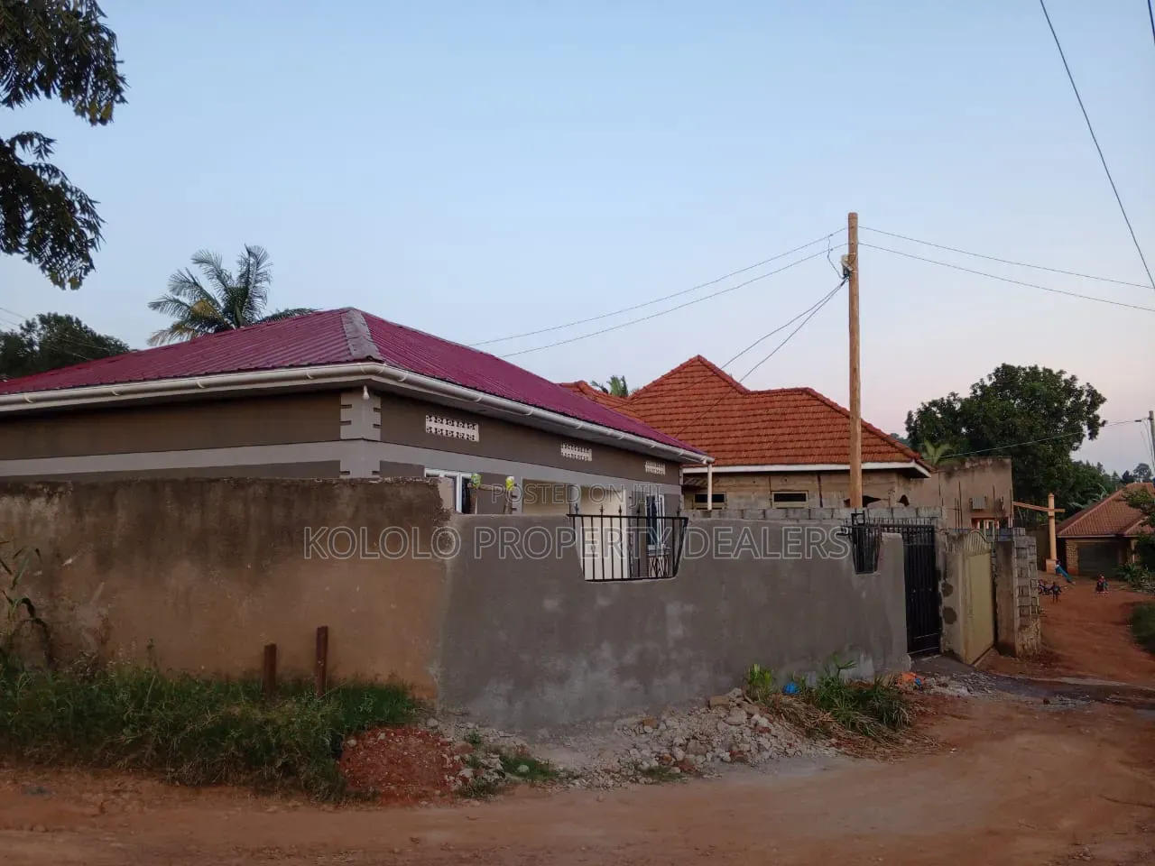 2bdrm House in Seguku, Central Division for sale