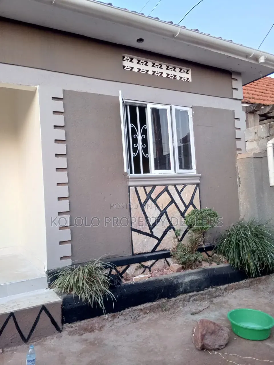 2bdrm House in Seguku, Central Division for sale