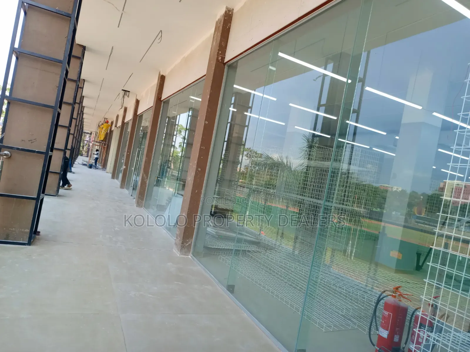Showroom for Rent on Lugogo Bypass