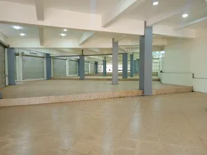 Warehouse for Rent in Industry Area
