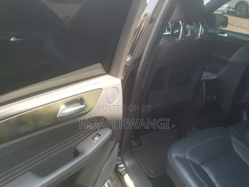 Mercedes-Benz M Class ML350 4dr SUV (3.5L 6cyl 7A) 2014 Black