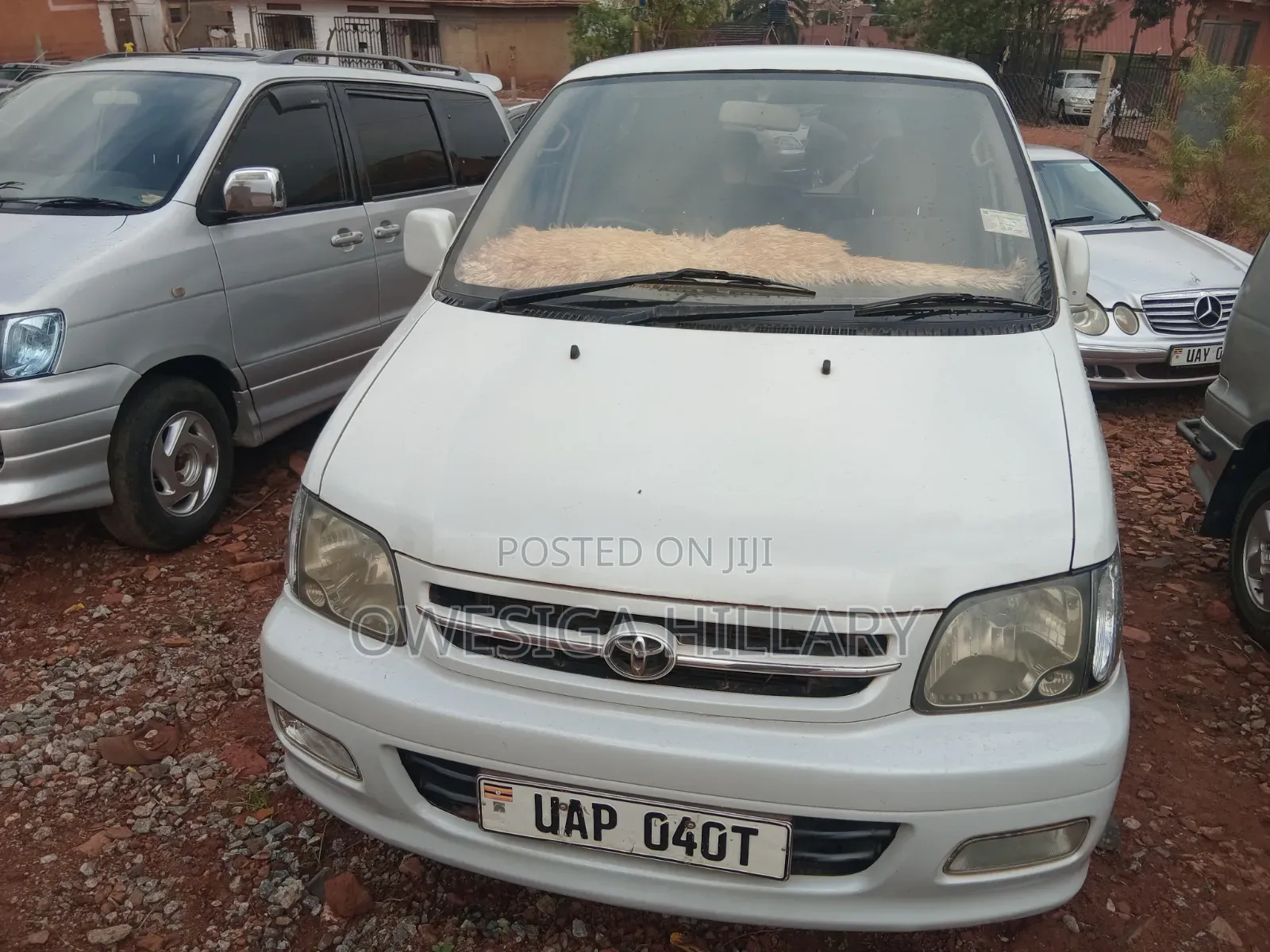 Toyota Noah 2002 Silver