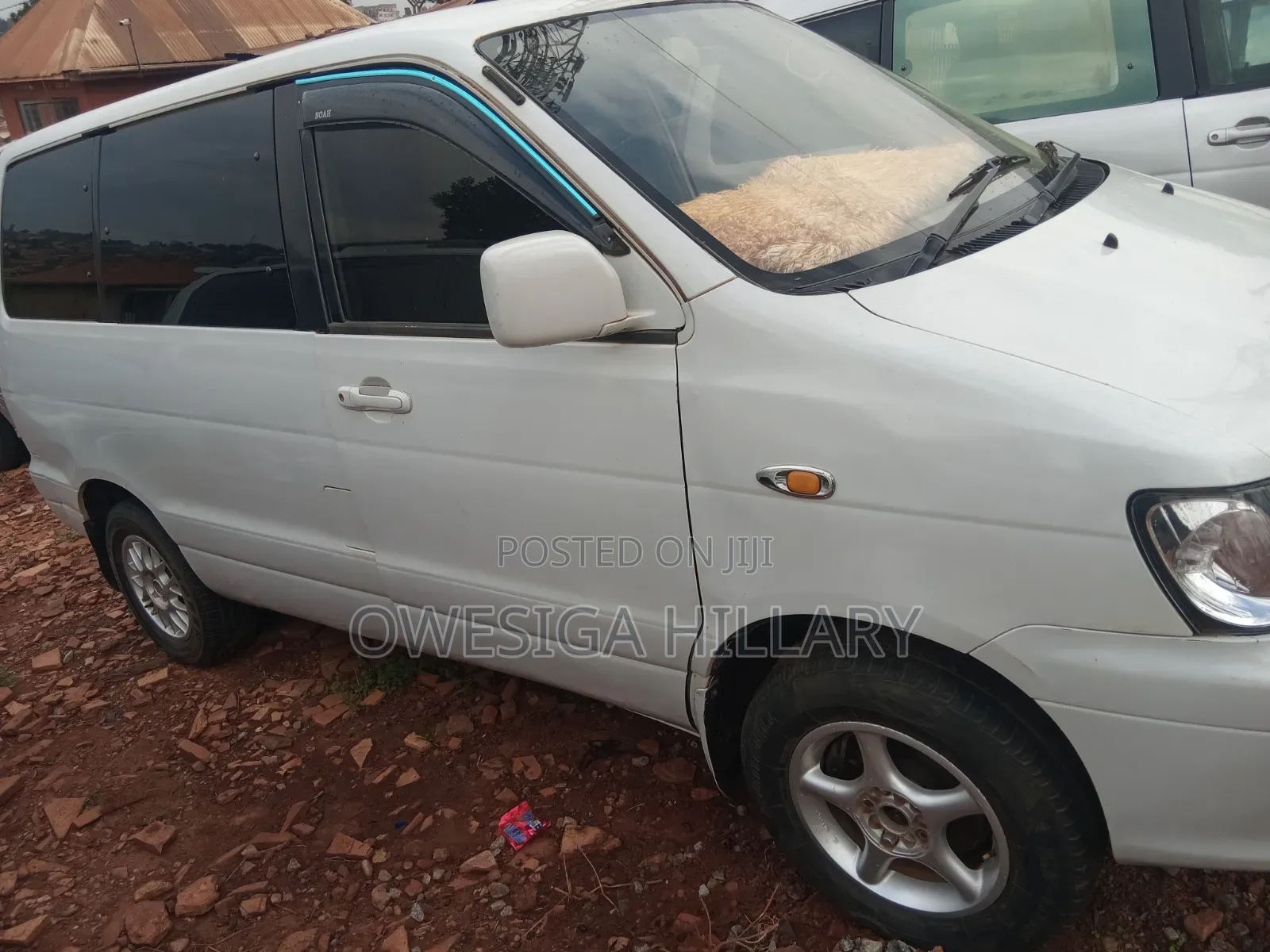 Toyota Noah 2002 Silver