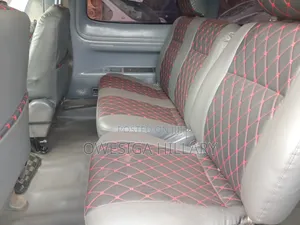 Toyota Noah 2.0 AWD (8 Seater) 2002 Silver