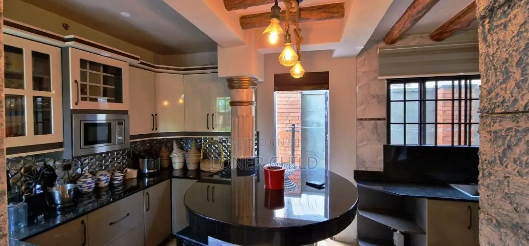 4bdrm Bungalow in Garuga, Central Division for sale