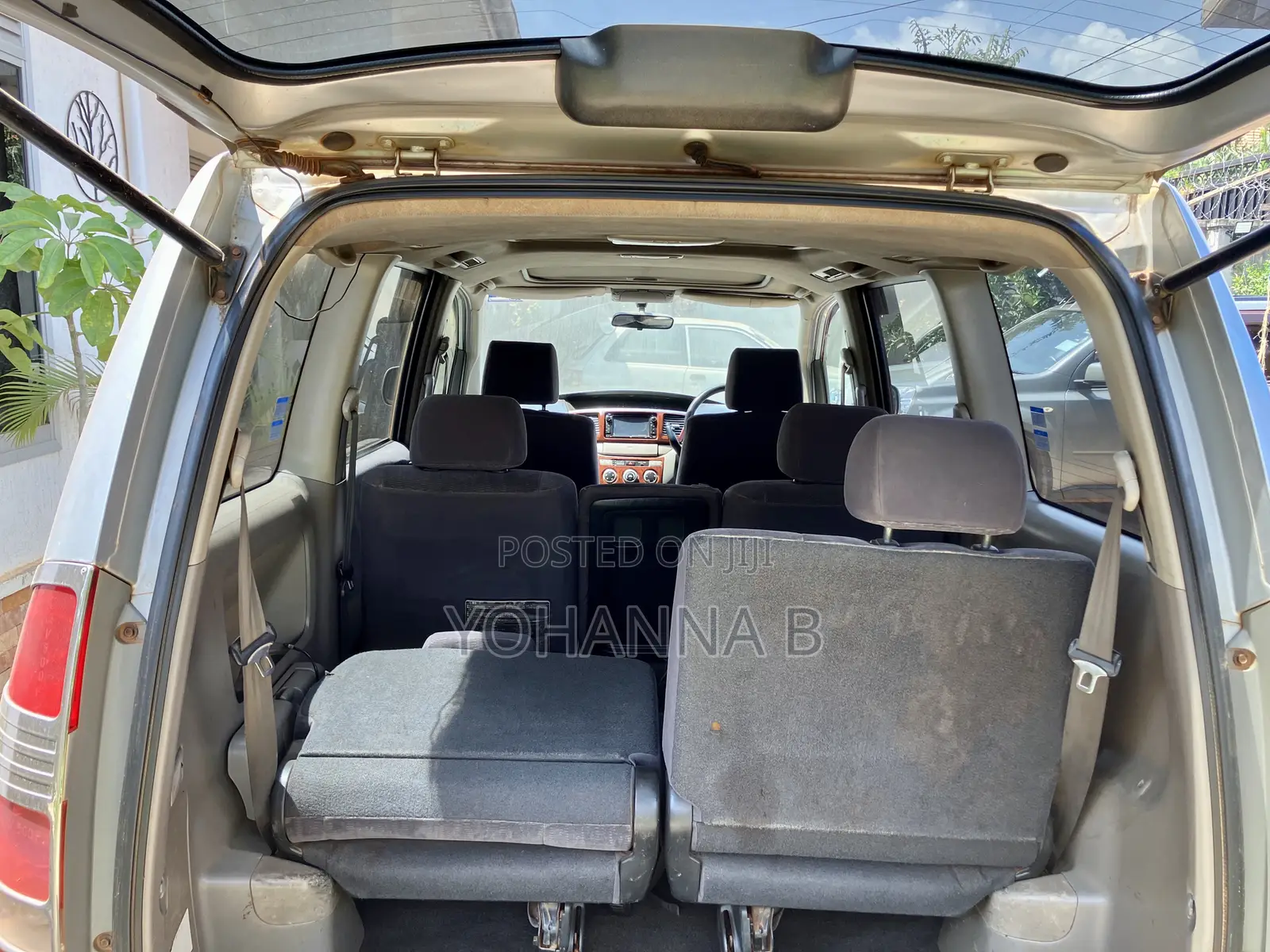 Toyota Noah 2.0 FWD (8 Seater) 2002 Silver