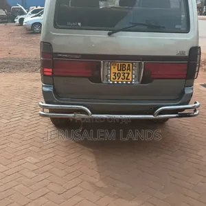 Toyota HiAce 2000 Grey