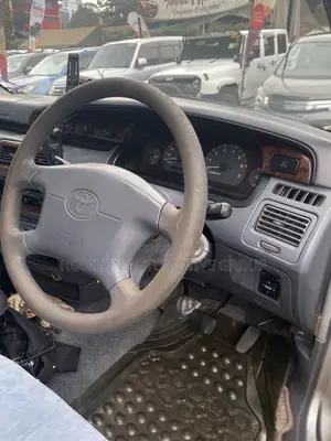 Toyota Noah 2.0 FWD (8 Seater) 2001 Gray