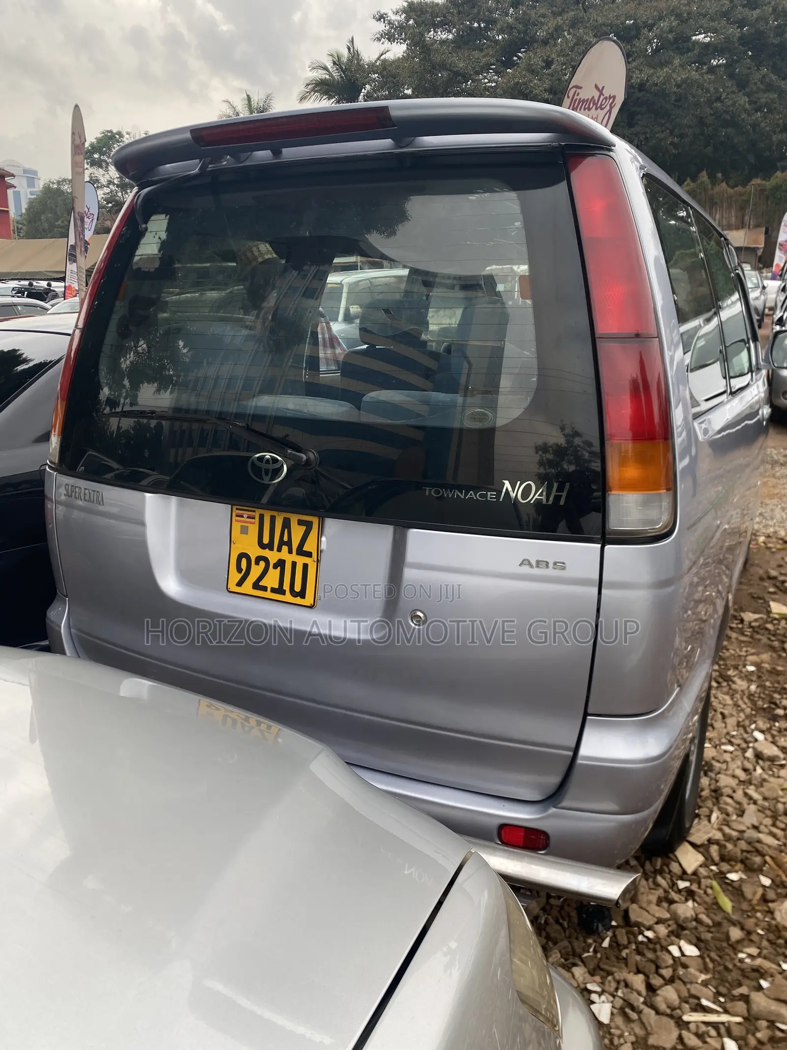 Toyota Noah 2.0 FWD (8 Seater) 2001 Gray
