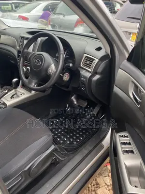 Subaru Forester 2.0D X 2010 Gray