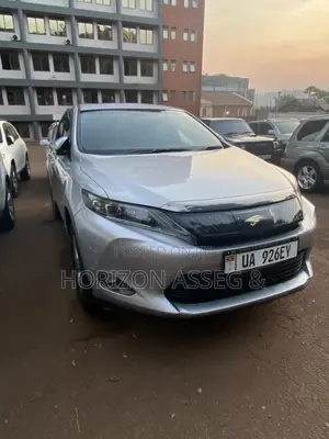 Toyota Harrier 2.0 4WD 2014 Silver