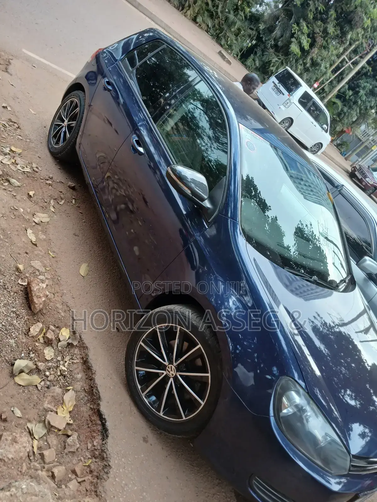 Volkswagen Golf 2012 Blue