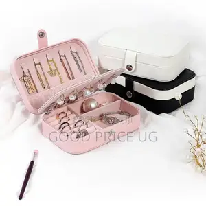 Compact, Zippered Mini Jewelry Boxes
